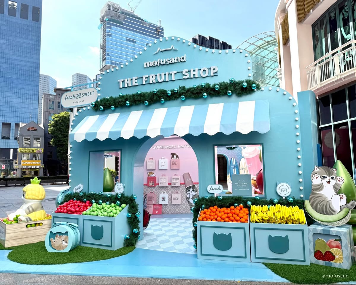 Mofusand coffee cat display at Bugis Town