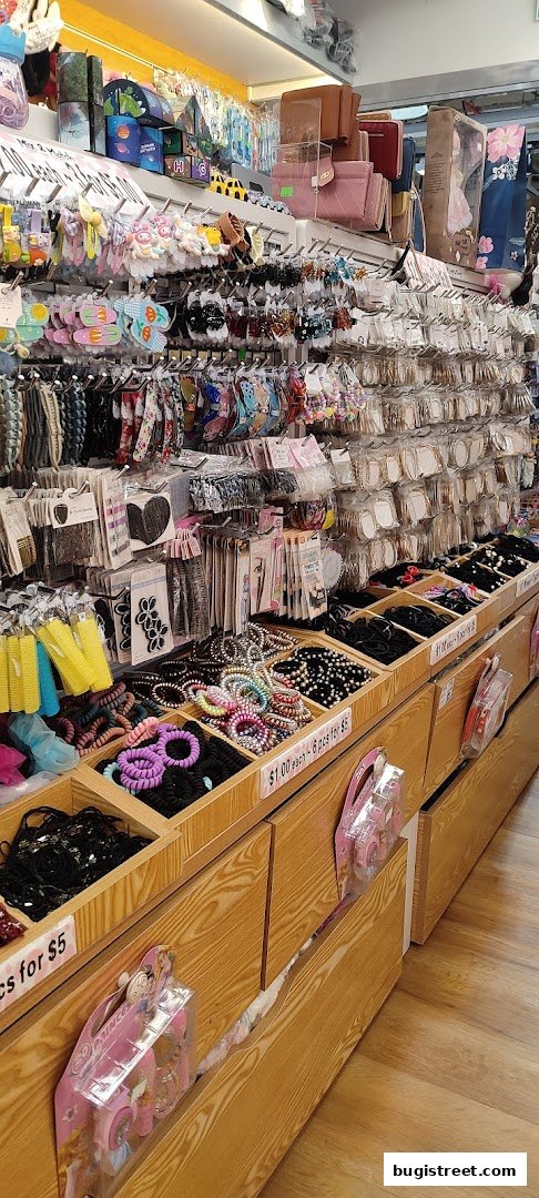 Boutique Accessories