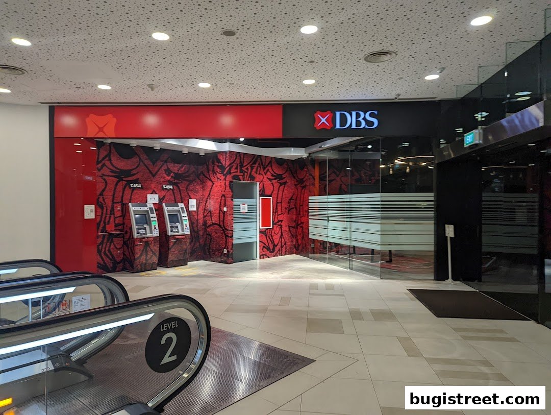 DBS ATM - New Bugis Street