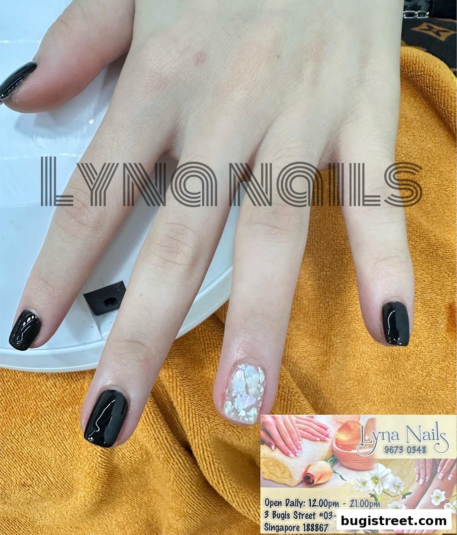 Lyna Nails